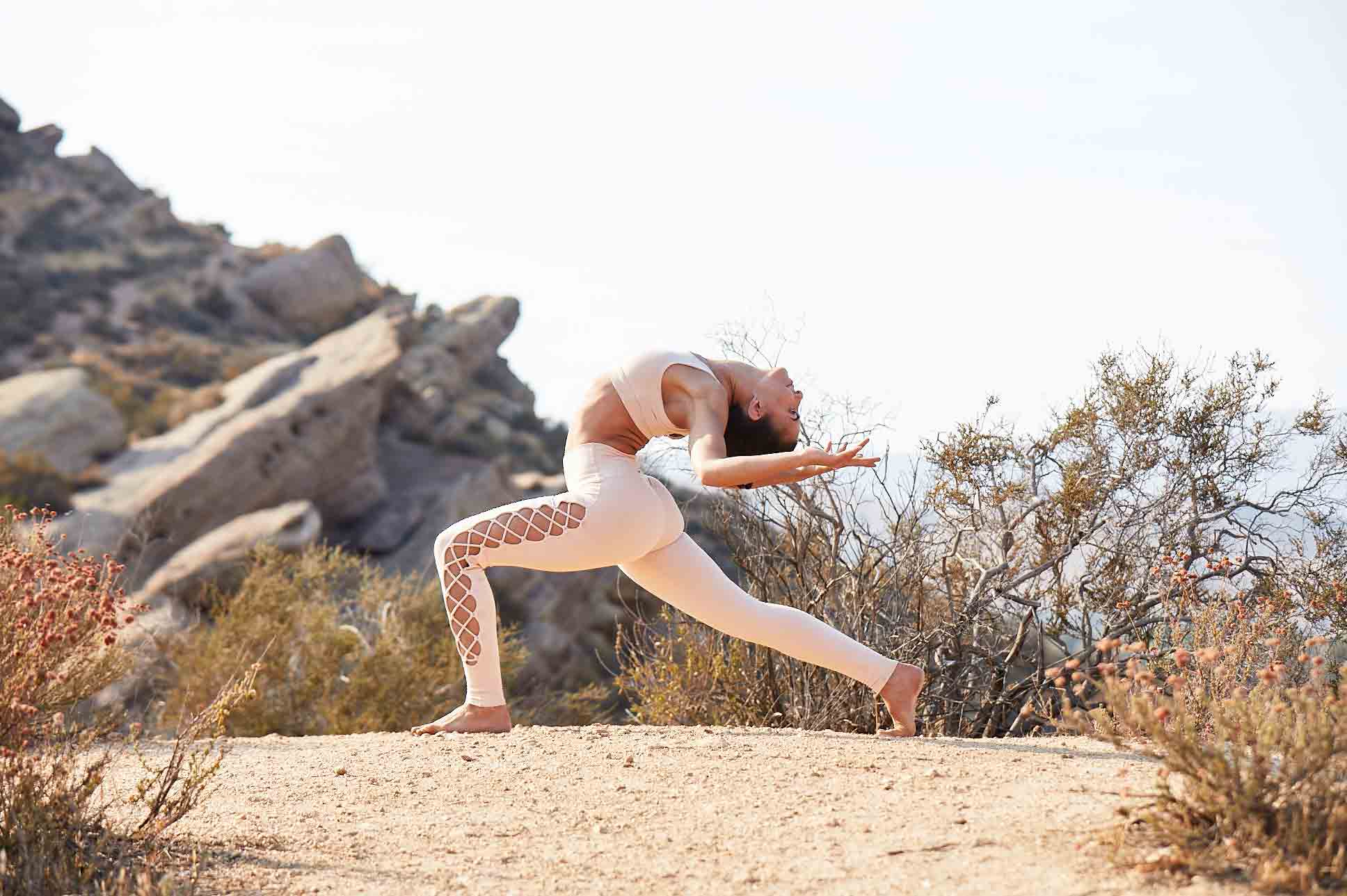 Four Yogis Fill Up on Gratitude Alo Yoga