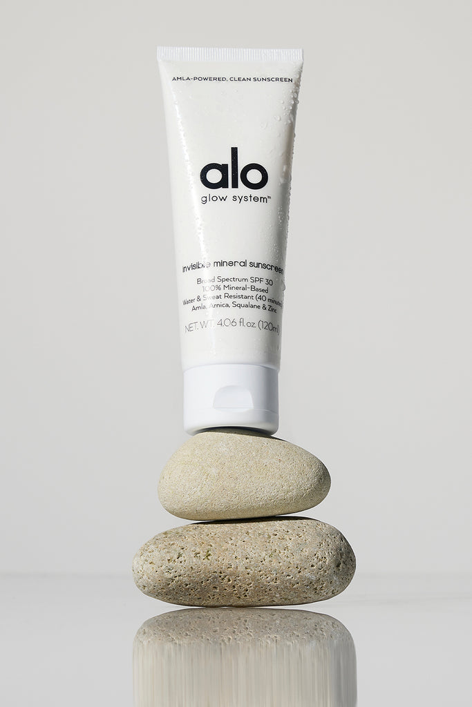 Invisible Mineral Body SPF Alo Yoga