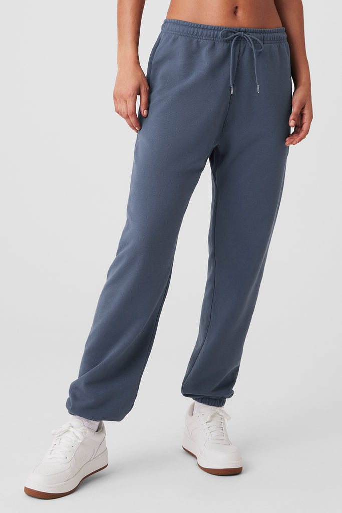 Chill Sweatpant Bluestone Alo Yoga