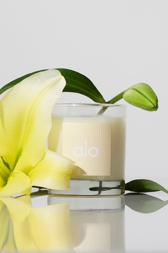 Alo Love Candle 8 oz Alo Yoga