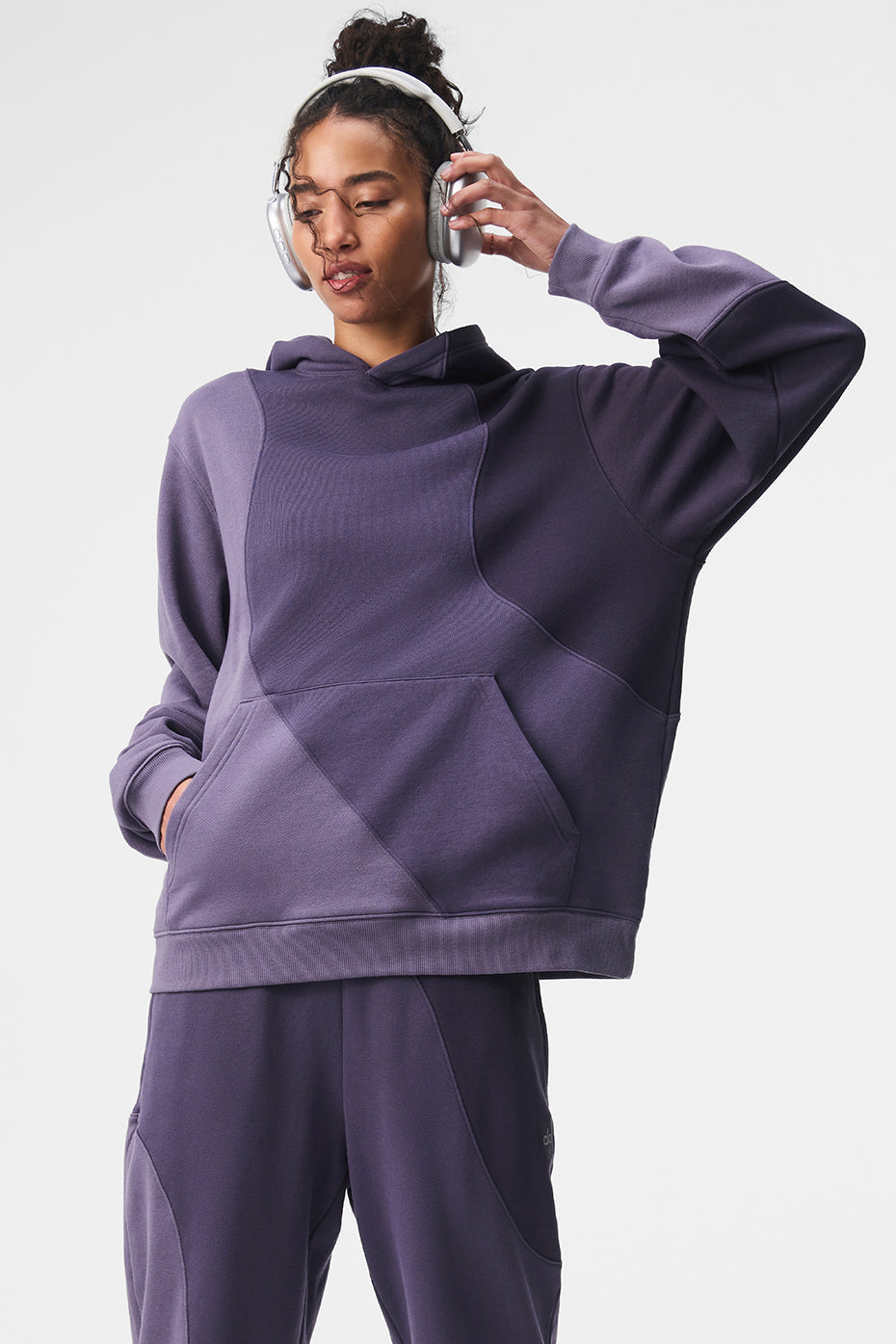 Alo Yoga outlet Caliber Hoodie in Purple Haze