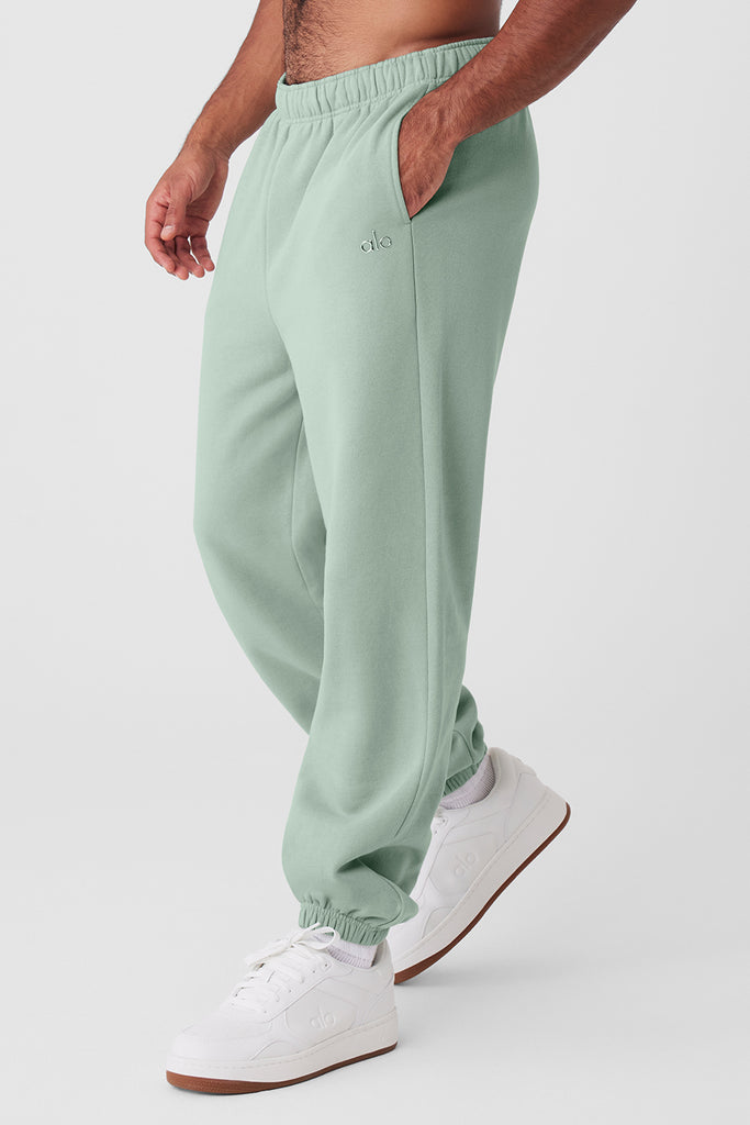 Alo Yoga Light Olive Green Oversized Accolade Sweatpants Size XS