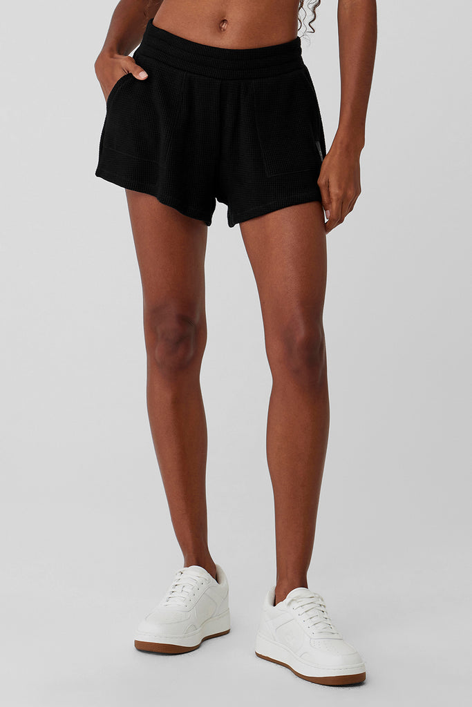 High-Waist Status Trouser Short - Black