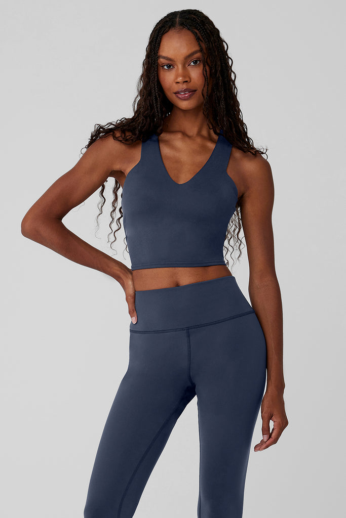 Let's discuss sizing/style my favorite real bra tank xs (32B) pair with  high waist fitness legging love airlift fabric lift and breathable super  high waist with Alo logo XXS 33/24/34 : r/aloyoga
