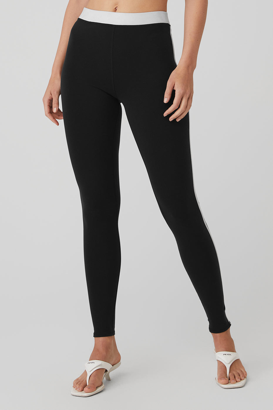 High-Rise Tights with Contrast Piping