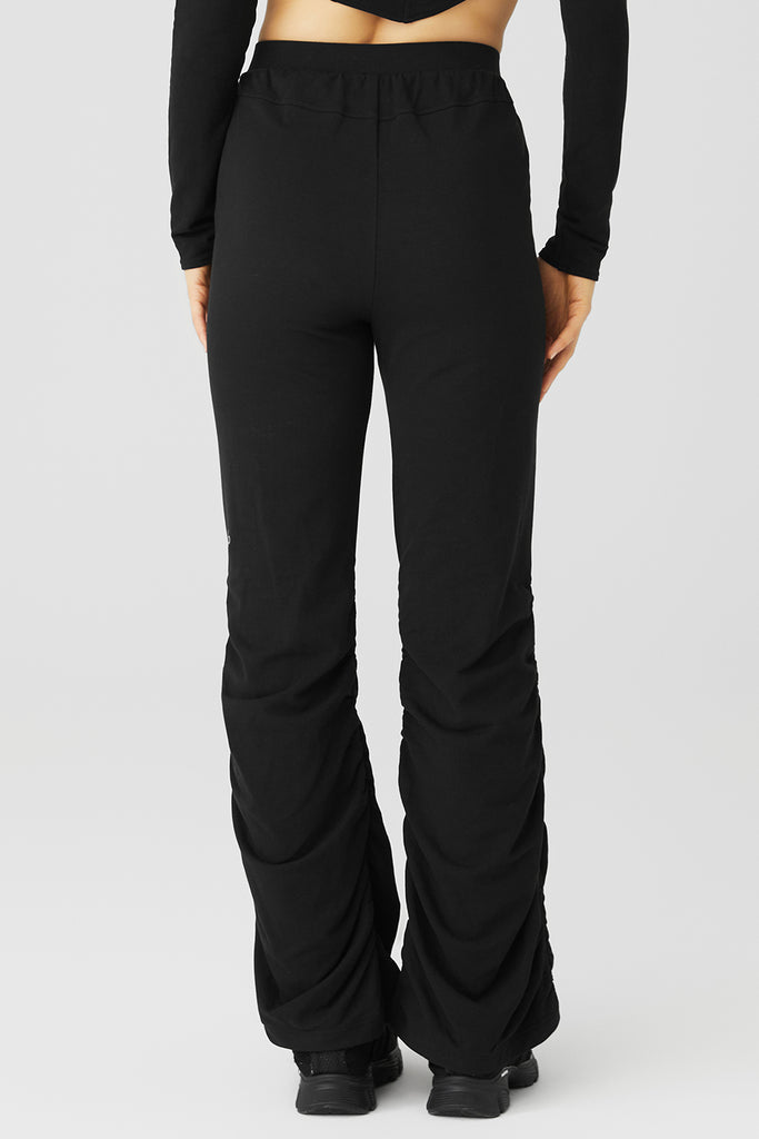 UO Vivica Ruched Pant