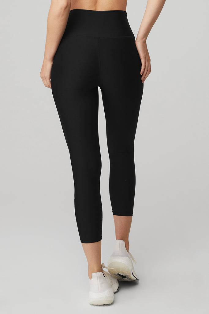 Alo Yoga Airlift High-Waist Conceal-Zip Capri, Women's Fashion, Activewear  on Carousell