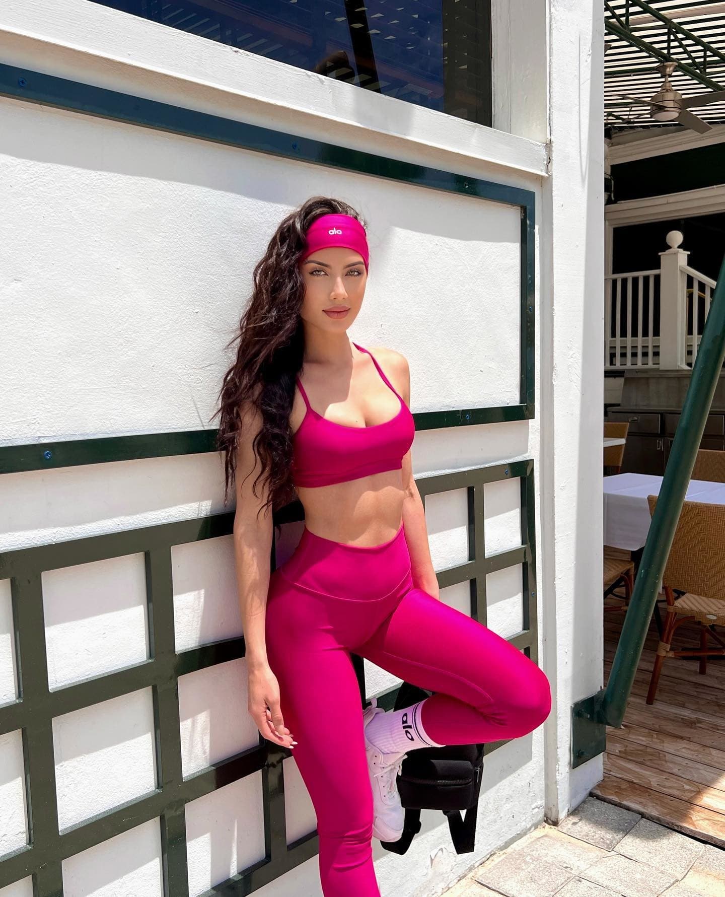 SEXY PINK ATHLETIC LEGGINGS FOR WOMEN