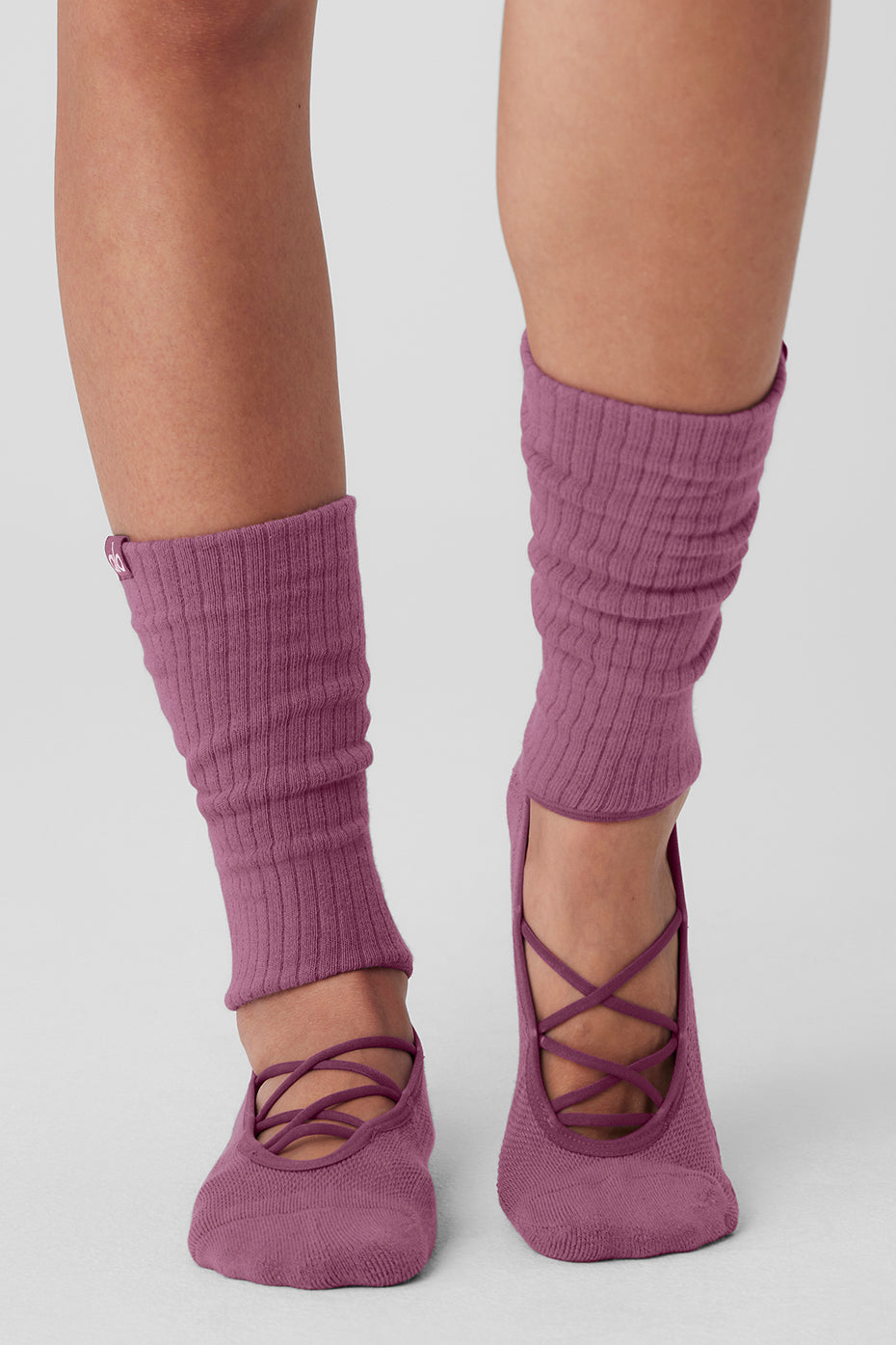 Women s Strappy Siren Grip Sock Soft Mulberry Alo Yoga