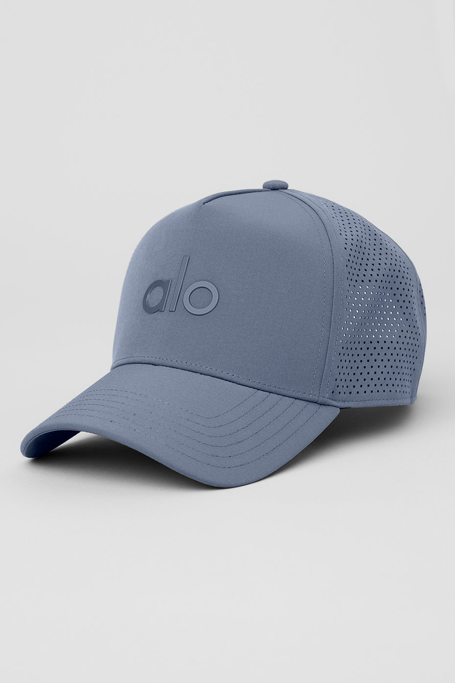 Performance District Trucker Hat - Bluestone | Alo Yoga