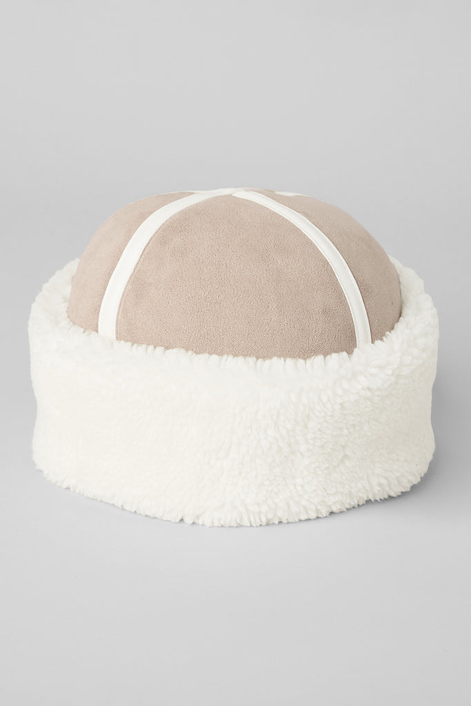 Winterfun Zhivago Hat - Oat/Ivory | Alo Yoga