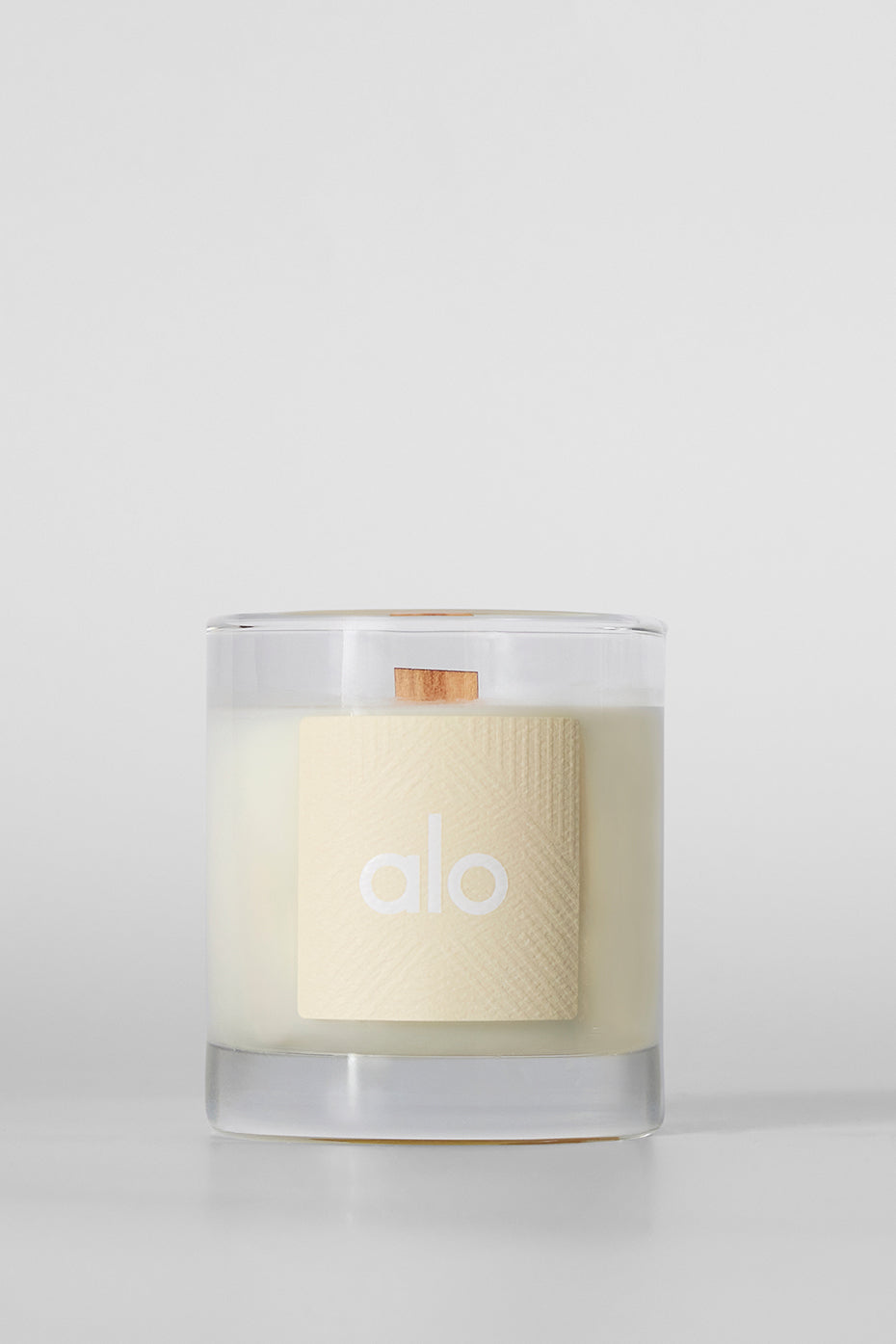 Alo Signature Candle 8 oz Alo Yoga