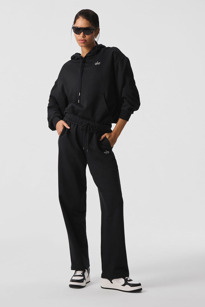 Accolade Straight Leg Sweatpant - Black | Alo Yoga