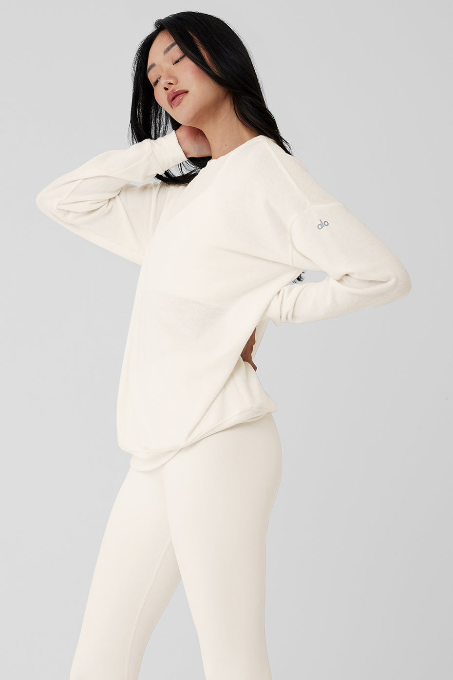 Soho Pullover Ivory Alo Yoga