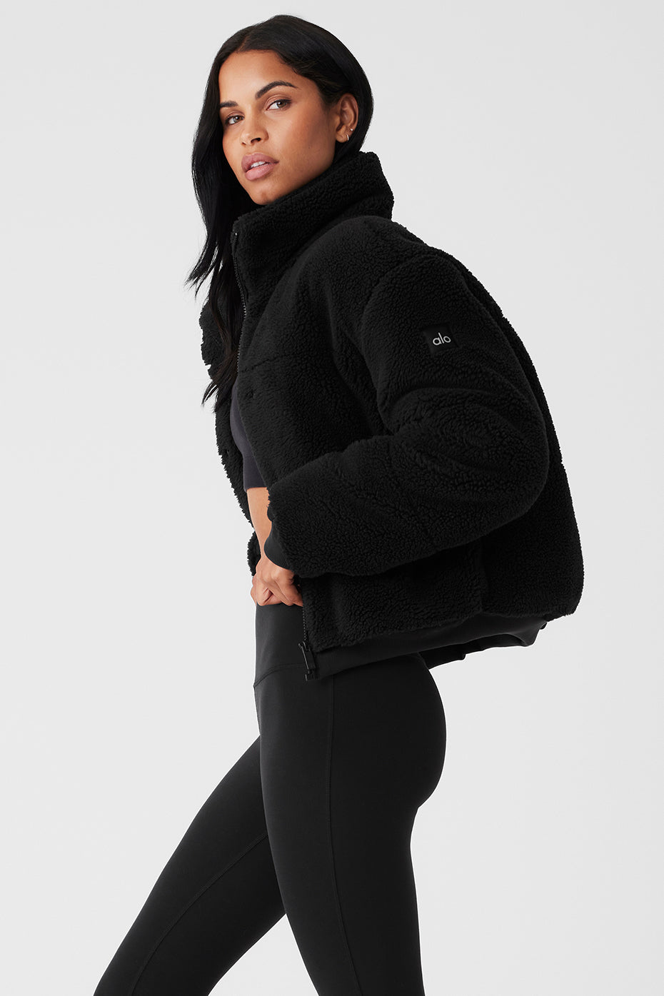 Sherpa Snow Angel Puffer - Black | Alo Yoga