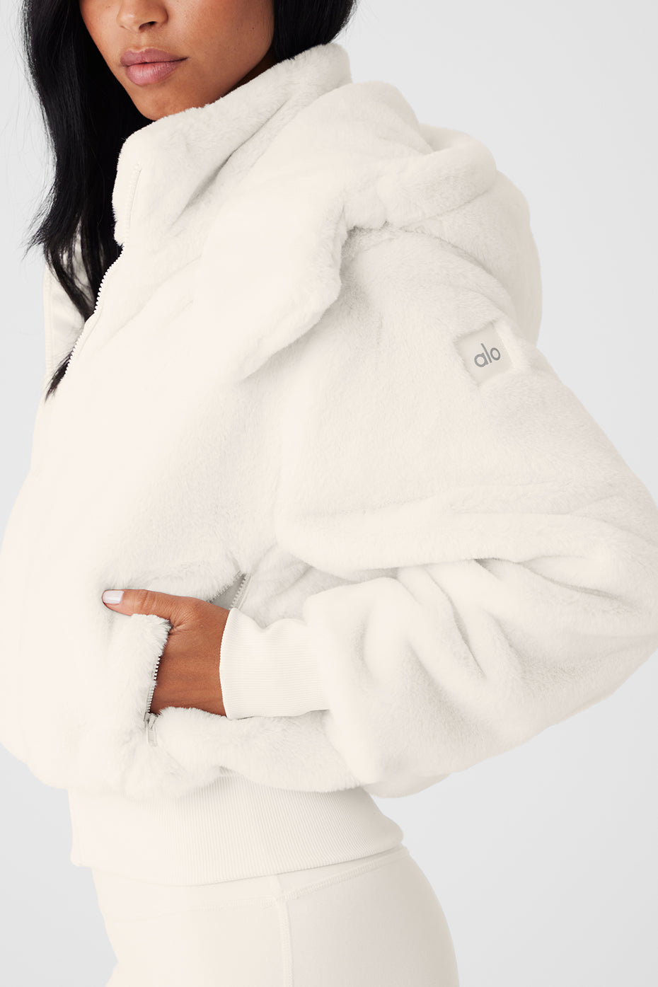 Faux Fur Foxy Jacket - Ivory | Alo Yoga